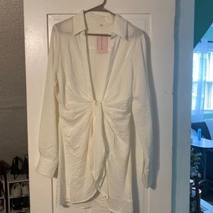 White mini dress w/ tie in front